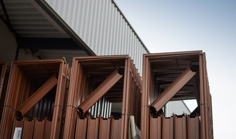 <p>1989</p>Création du premier dépôt sous le nom de 
<strong>MALERBA DIFFUSION SUD EST</strong>
(Brignais)